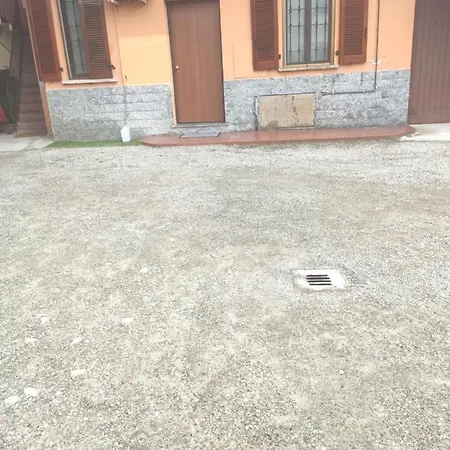 C&y Via S Lorenzo Lejlighed Novara